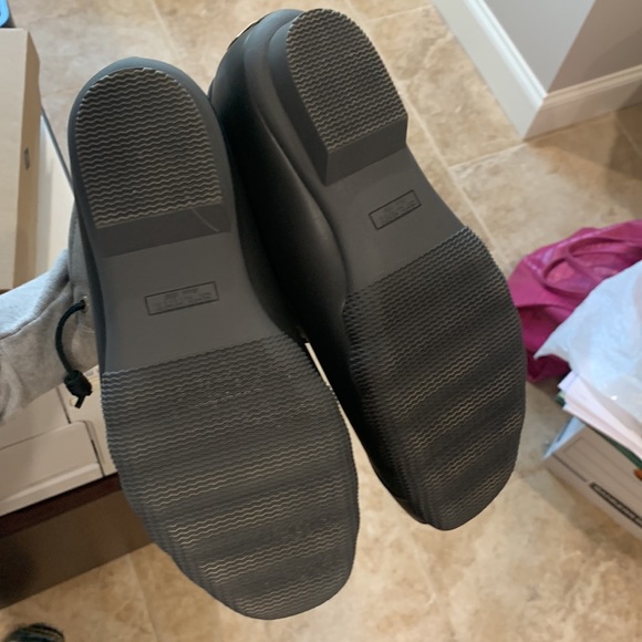 NWT Sperry duck boots, size 9, New in Box, black/grey - Picture 3 of 10